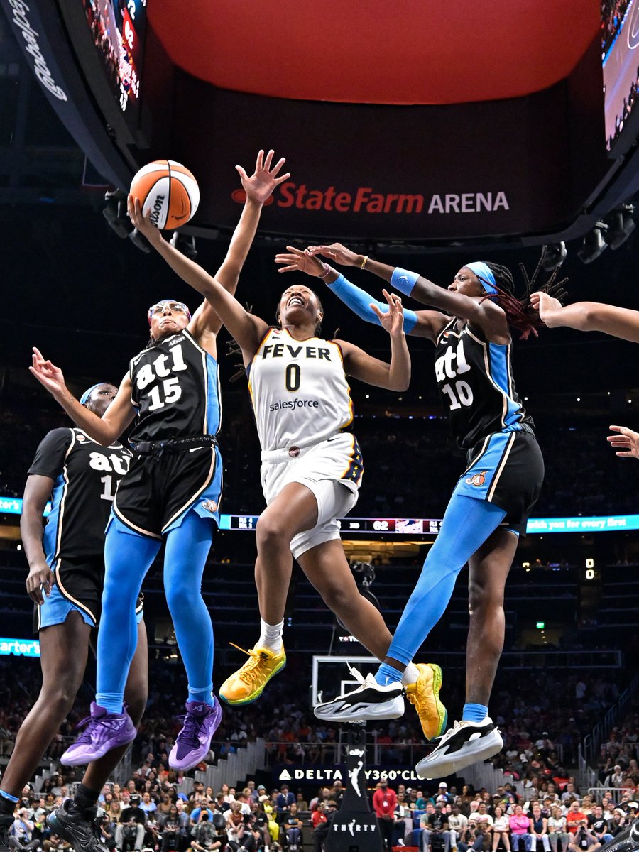 IndianaFever's tweet photo. back-to-back Eastern Conference Player of the Month, Kelsey Mitchell 🤩 https://t.co/yByAcCm97B