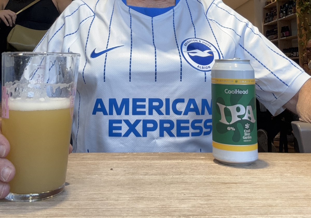 Pinguy02's tweet photo. Shirts &amp; Beers #Seagulls https://t.co/eNcjebV3RJ