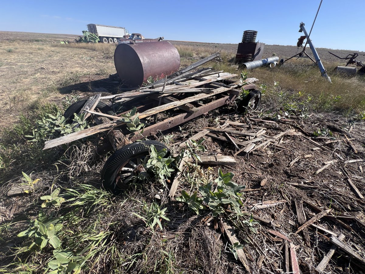 NickwallMafia's tweet photo. Old pickup or car frame from the early 1900’s https://t.co/aKuzcN1pOb