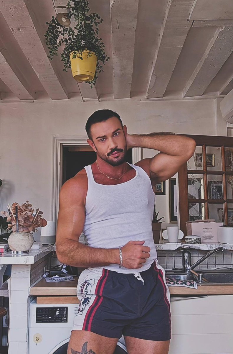 Johan_Akan's tweet photo. shorts https://t.co/I1RfsYHg8P