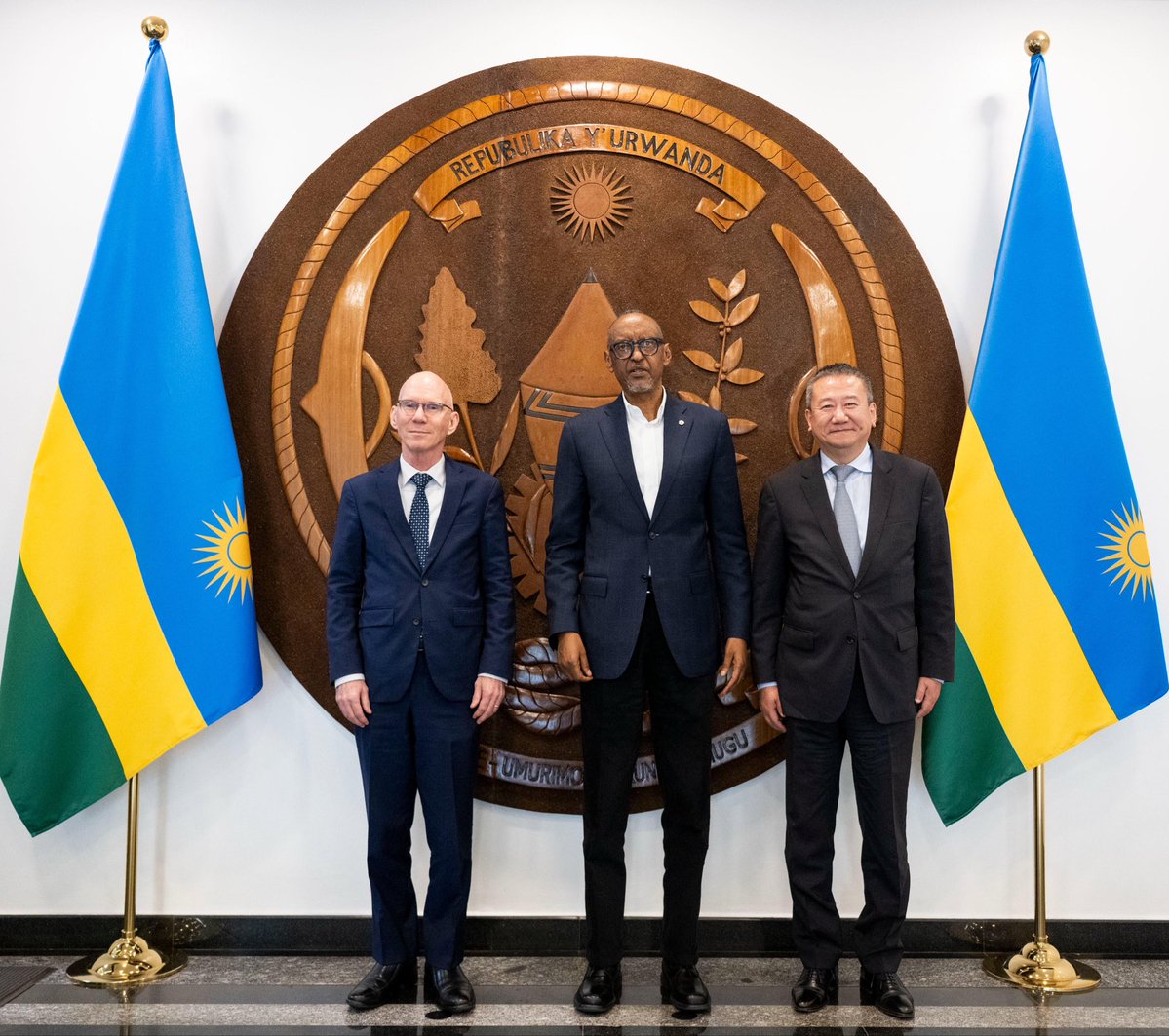 UrugwiroVillage's tweet photo. This afternoon at Urugwiro Village, President Kagame met with James Swan, Special Representative of the UN Secretary-General and Head of MONUSCO, and Huang Xia, Special Envoy of the UN Secretary-General for the Great Lakes Region.

Their discussions focused on the need to address the root causes of the conflict in Eastern DRC, and its impact on Rwanda's security.