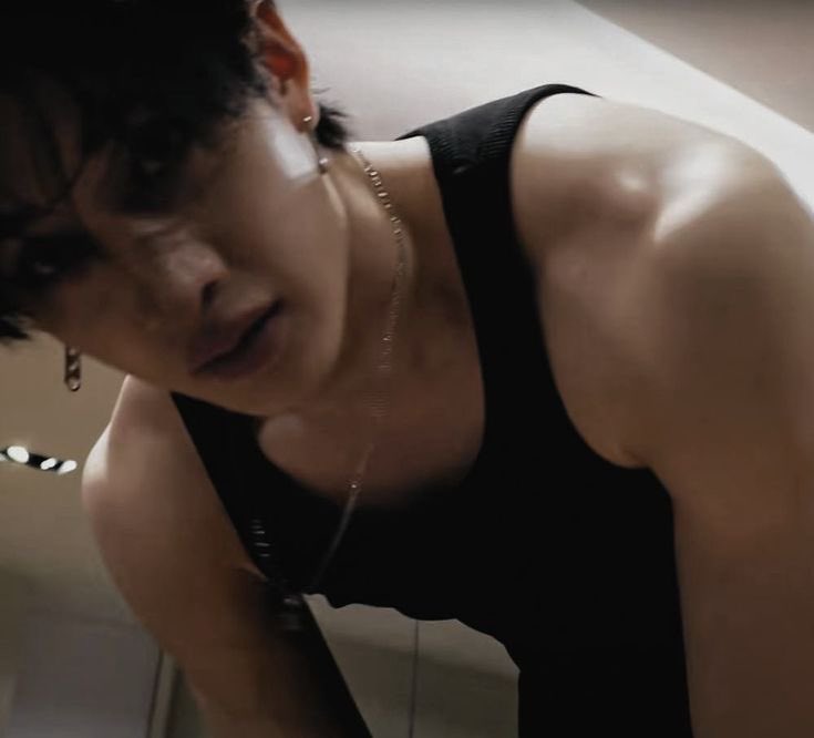 Bangmuttination's tweet photo. When 🐰&amp;🐺 were both busy with their tour and missing each other deeply, obviously some “videocalling” would happen https://t.co/MBQacIzF6q