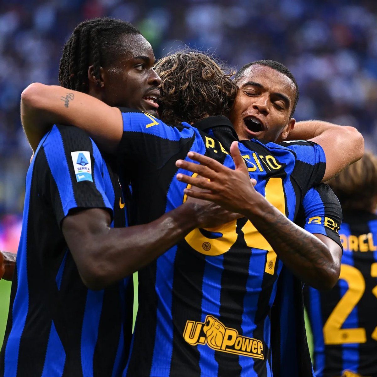 Inter_Xtra's tweet photo. ⚫️🔵OFFICIAL #Inter squad list for the 2026/2027 UCL League Phase:

1 Josep MARTÍNEZ
6 John STONES
7 Piotr ZIELIŃSKI
8 Petar SUČIĆ
9 Marcus THURAM
10 Lautaro MARTÍNEZ
11 LUIS HENRIQUE 
12 Raffaele DI GENNARO
14 Ange-Yoan BONNY
17 Andy DIOUF
20 Hakan ÇALHANOĞLU
21 Curtis JONES
22 Henrikh MKHITARYAN
23 Nicolò BARELLA
25 Manuel AKANJI
28 Benjamin PAVARD
30 CARLOS AUGUSTO
31 Yann-Aurel BISSECK 
32 Federico DIMARCO
49 Ivan PROVEDEL
54 Mattia MARELLO
95 Alessandro BASTONI
99 Djed SPENCE

NOTE: Pio Esposito and Aleksandar Stanković have been INCLUDED on the B List as homegrown players. This list is most often used for Youth Sector players that can be called up or dropped game-by-game. Also used for homegrown players to not take up a spot on the A List. 🇮🇹🇷🇸