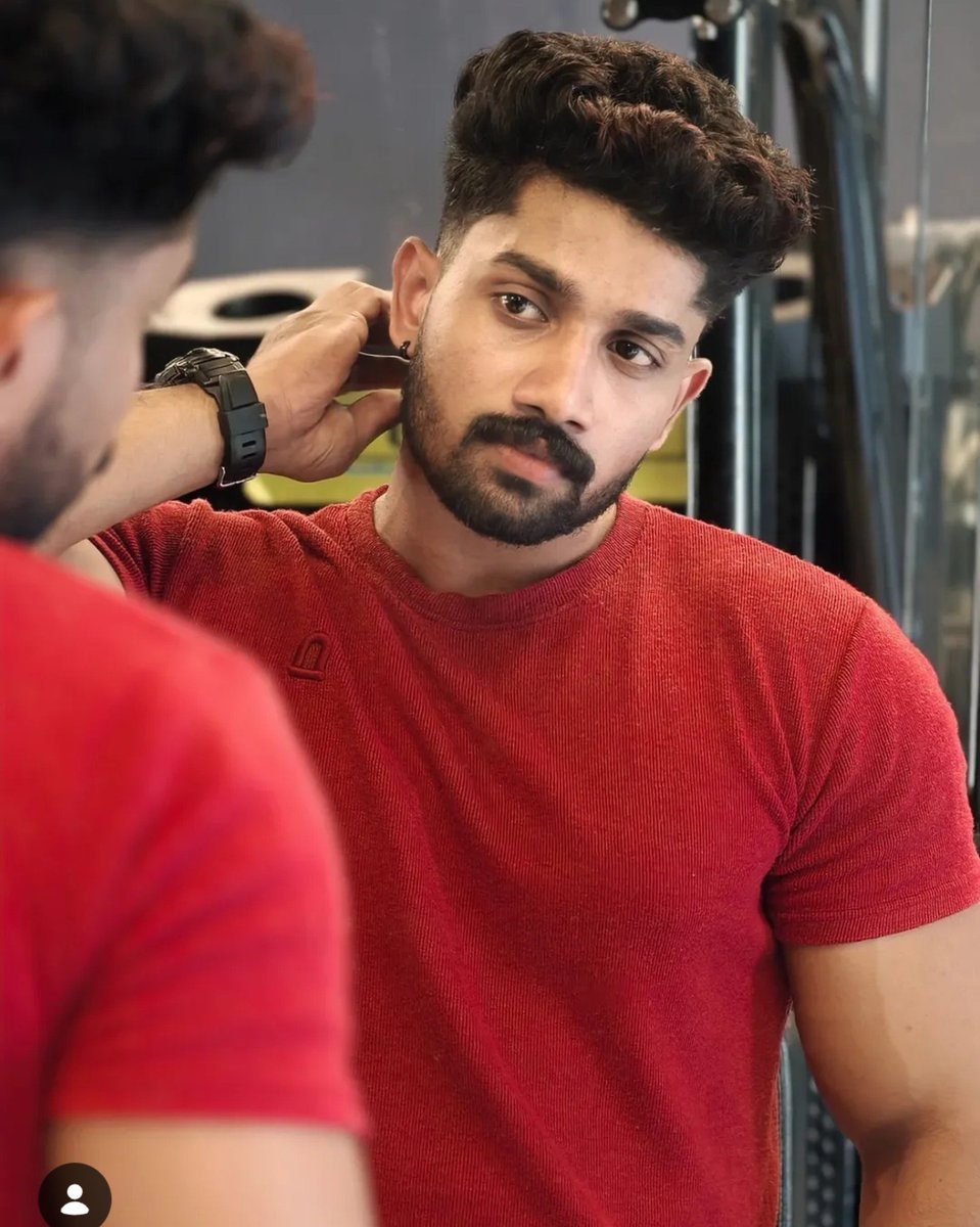 tom_ndjerry_'s tweet photo. Banana 🍌🍆🥶💋✊ 
https://t.co/milluSl61m
.
.
#mallu #gym #fit #nude #fun #dick #suck #fuck #cum #leak #malluguy #desi #hot https://t.co/qmB2WWTIWn