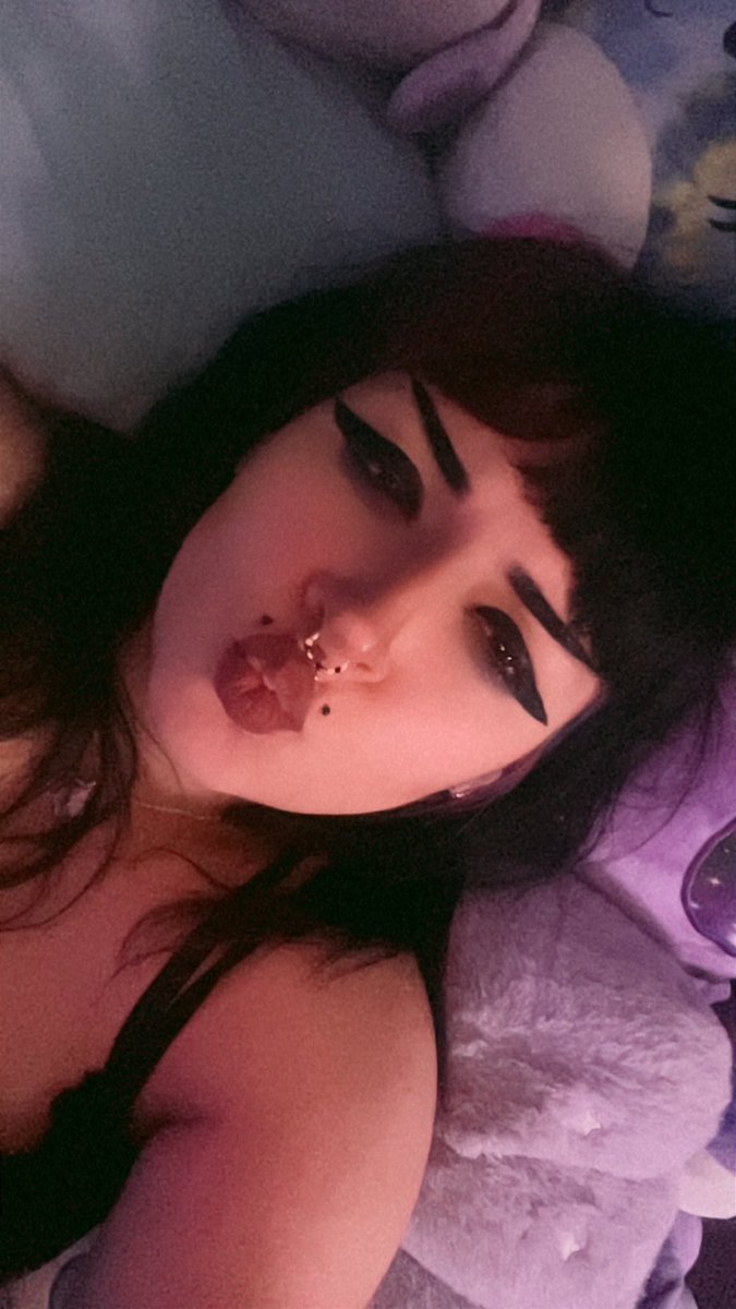 Dotttydahottie's tweet photo. New to #nsfwtwt!
Call me Dot ❤️

• 21 f
• Nerdy gamer 🤓
• She/her
• Bi
• I don’t sell or accept money
• dm’s open (selective)
• looking for moots! 

↻+ ᢉ𐭩 to be moot https://t.co/5WHMeCMBOA