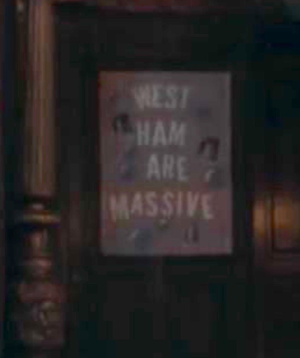 DominicAccess's tweet photo. Dean Thomas repping West Ham in the boy's dormitory 😭 https://t.co/uP7aWVHagt
