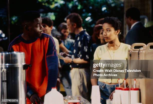 DonaldJrPeebles's tweet photo. Frankie Hubbard (Alimi Ballard) and Briana Hawkins (Meta Golding) were a couple on LOVING @AlimiBallard @metagolding #FrankieHubbard #BrianaHawkins #BlackLove #ABCDaytime #Loving
Courtesy: Getty Images, Walt Disney Television Photo Archives https://t.co/Iah7tR6rAB