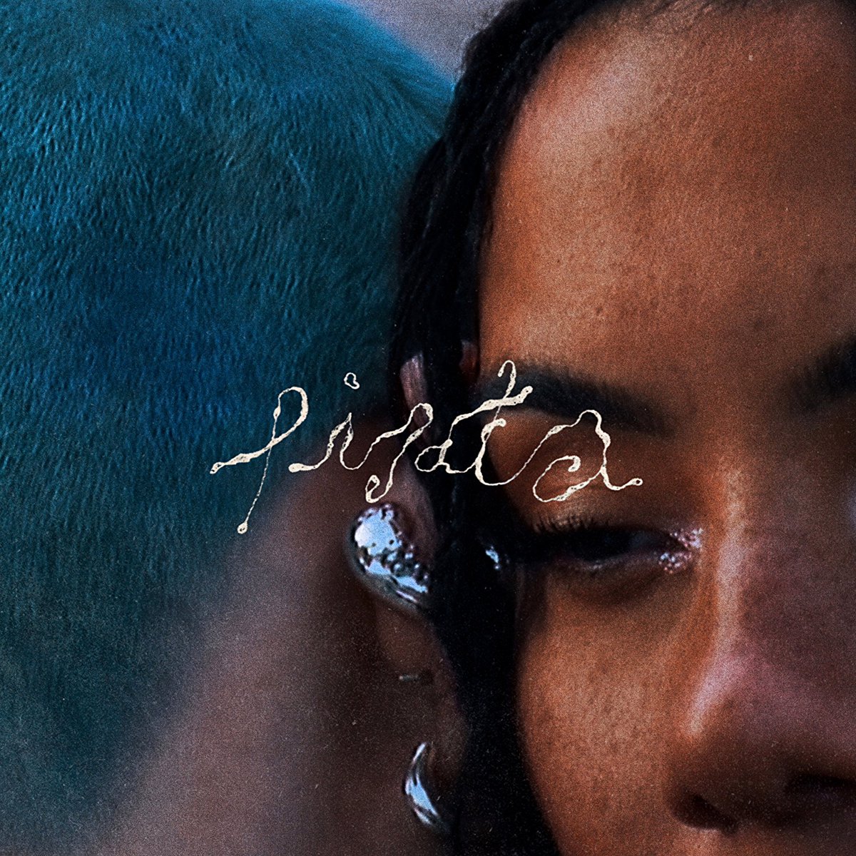 teyouteyouteyou's tweet photo. PIRATA.
mi nuevo single el 9/9.
si pre-guardas en mi bio hay un regalito para ti💙
os quiero. https://t.co/byyvpW8fZz