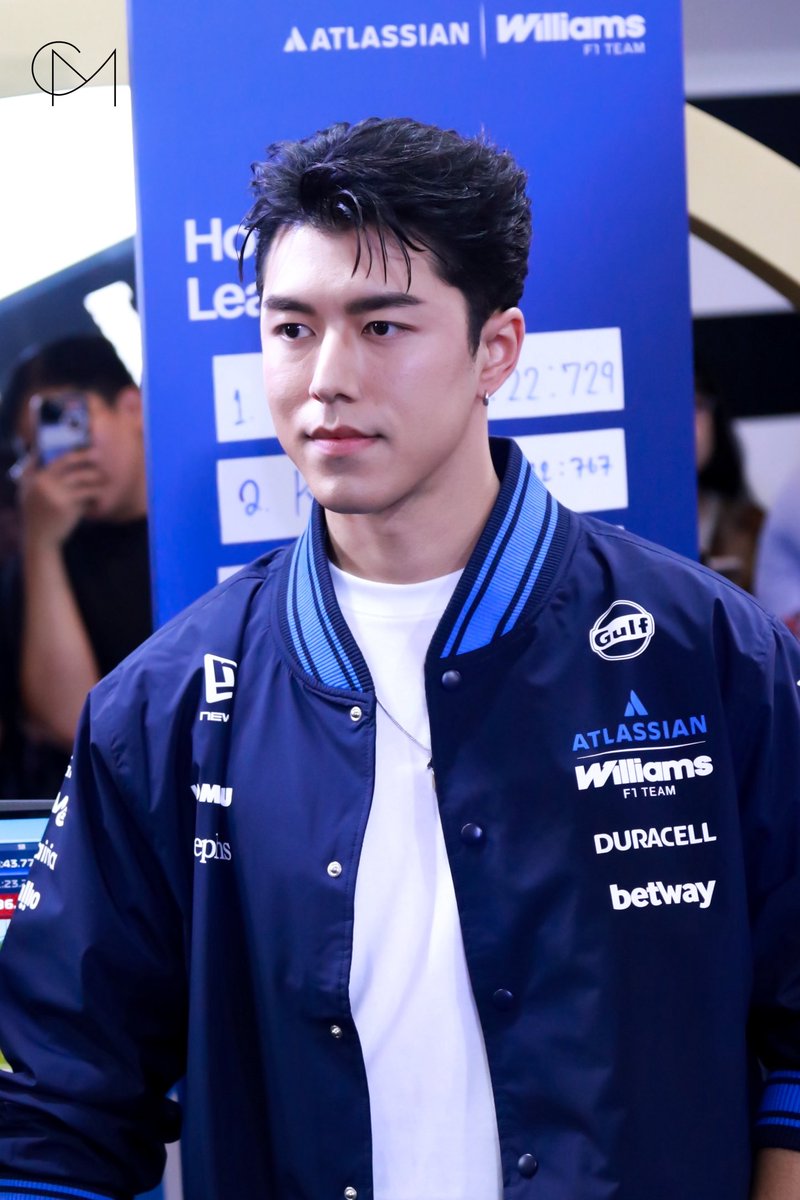 CM2Connect's tweet photo. “นาย ณภัทร” ในงานแถลงข่าว New Era Thailand ฉลอง 10 ปี "CROWN THE DECADE - 10th Anniversary of New Era Thailand" 

NINE AT NewEraTH
#10thYearNeweraTH
#naphat_nine #นายณภัทร https://t.co/iTUA4FcQqa