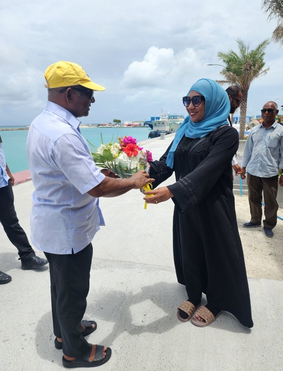Mohamedfaisalv's tweet photo. ބޮޑުތިލަދުންމަތީގެ އެކުވެރިޔާ އޮނަރަބަލް އަބްދުﷲޝާހިދު 4 ސެޕްޓަމްބަރުވާ ހުކުރު ދުވަހު ކުޅުދުއްފުއްޓަށް ވަޑައި ގަންނަވަނީ !!! މި ދަތުރުގައި އެމްޑީޕީ އާއްމު މެމްބަރުންނާއި ބައްދަލު ކުރައްވާނެ. @aabaareh https://t.co/NUQ7OBxveR