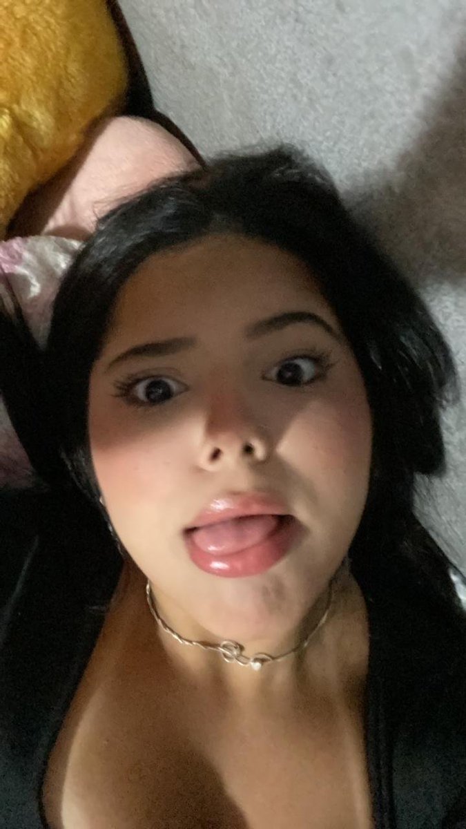 goonerrreal07's tweet photo. @tube_you14442 Presentinho pra vcs q gostam de faceporn🤭 https://t.co/s6J8v786D0