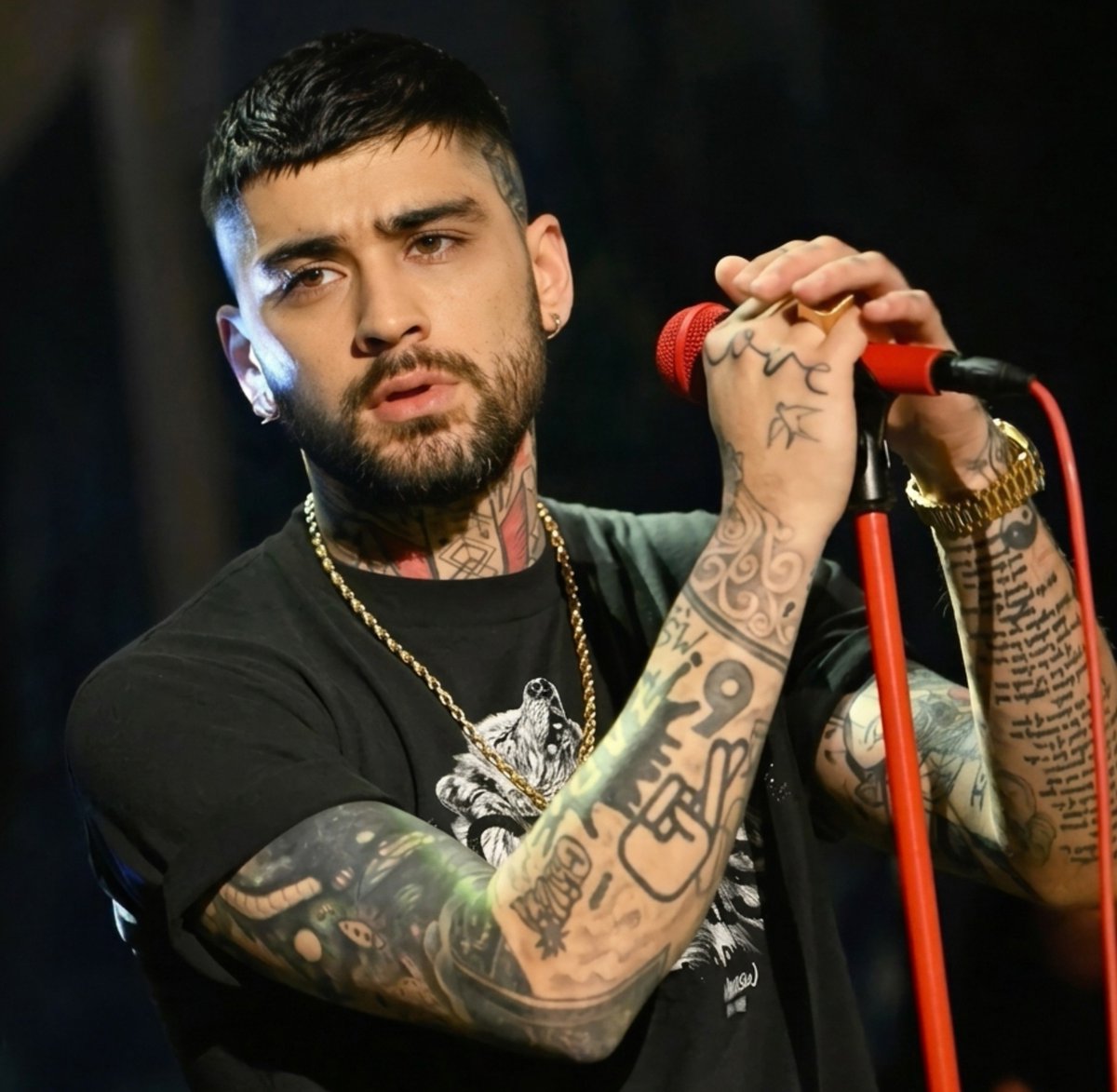 ZaynNewsBRA's tweet photo. Para quem está se preparando para garantir ingressos nos próximos shows, o governo estabeleceu novas diretrizes obrigatórias para as ticketeiras com o chamado "Decreto dos Fãs". As empresas têm 20 dias para se adequar.

​Confira o que muda na prática para proteger a gente! 🧵 https://t.co/lZSmZL5oKF