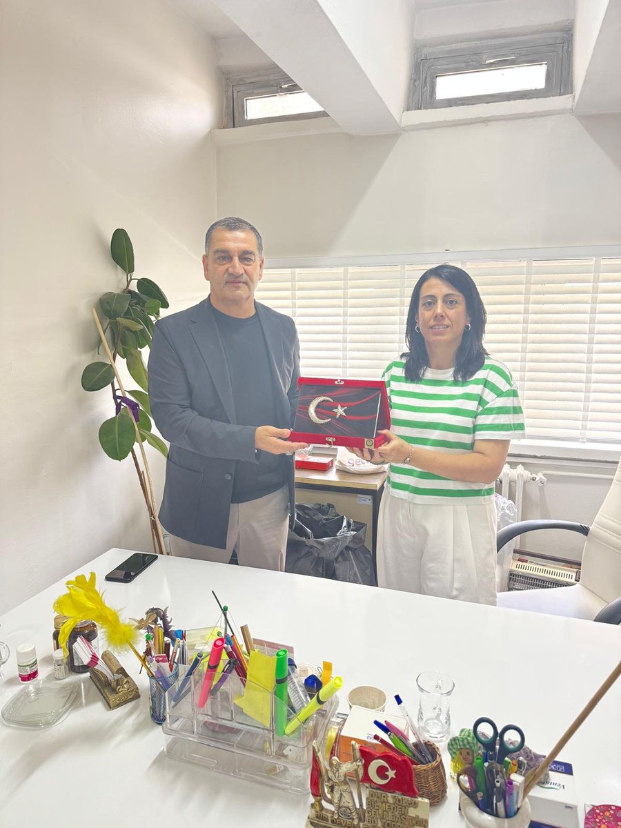 ebselazig2's tweet photo. Fen Fakültesinde Profesör kadrosuna atanan, Prof. Dr. Demet Coşkun hocamıza hayırlı olsun ziyaretinde bulunduk. 
Kıymetli hocamızı tebrik eder, başarılarının devamını dileriz. https://t.co/Qply6PLrMK