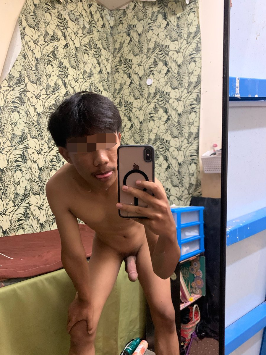 CoismGyism's tweet photo. Goodnight bb https://t.co/eBlGtLhON2