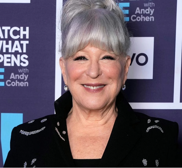 BootlegBette's tweet photo. Bette Midler Highlights Surprising Ivanka Trump, Harp Similarities
https://t.co/7dHNaiXYUw
#BetteMidler, #Instagram, #IvankaTrump, #NatalieHarp, #Politics
To Read Article, Click The Link Above Or Copy/Paste It In Your Browser! Or Just Subscribe to https://t.co/SNFABS9lJO https://t.co/BuR5dbVaZr