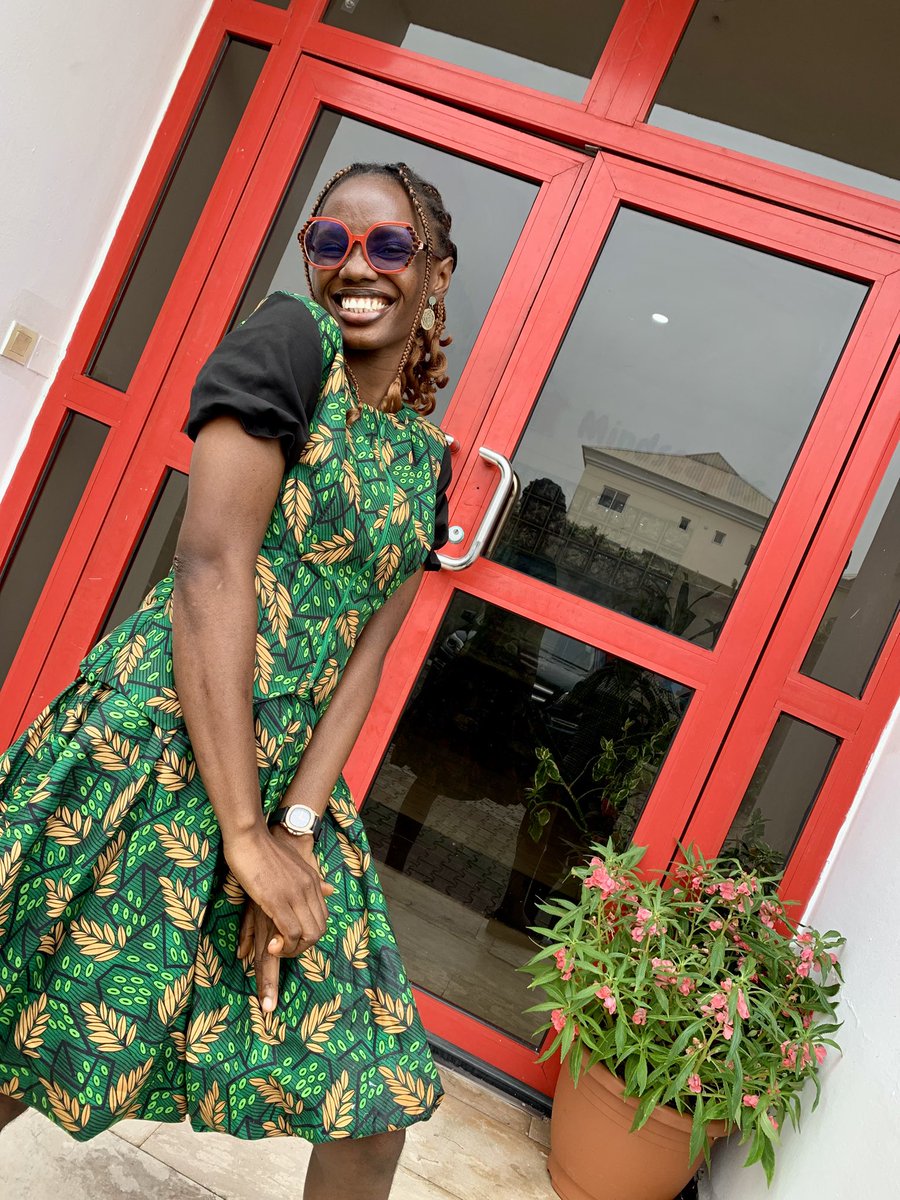 pearl4374's tweet photo. I imagined a beautiful playful carefree little girl vibes and the pretty bubble skirt did it for me. I can be grown and still express my inner-child with my dress.
The character is allow me to playyyy..
#isew
#africanprint
#sewtofit https://t.co/kLlxFWtydb