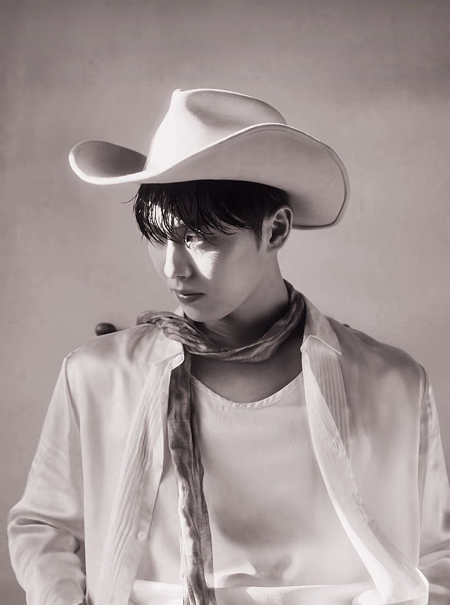 choihyunpics's tweet photo. https://t.co/T5gR4EHIDN