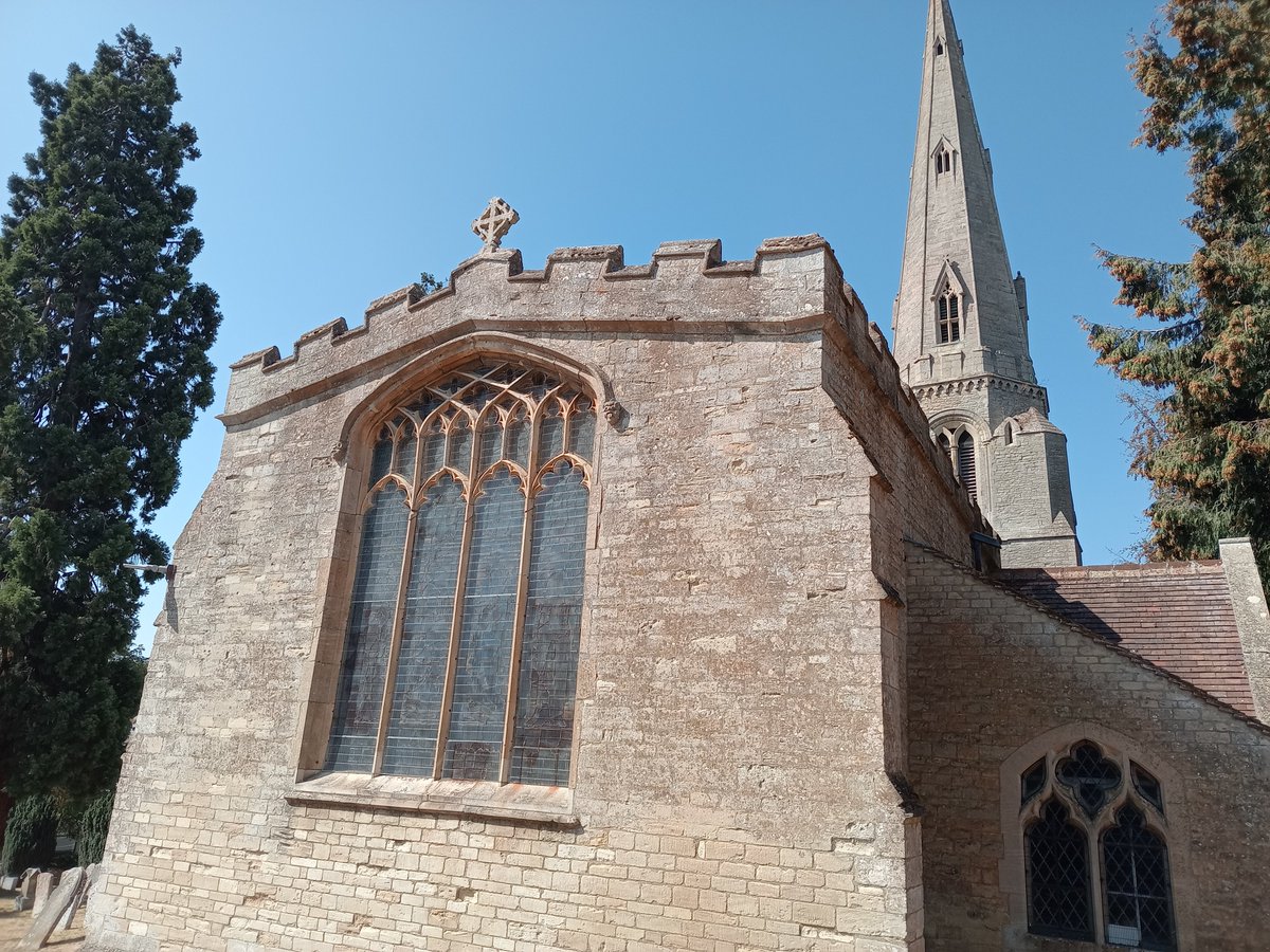 phil0073's tweet photo. A northeastern view of the Chancel, Vestry &amp; SpiredTower of
#StLawrenceStanwick,#Northamptonshire.
#PhilOnaBike #WindowsOnWednesday 
#SpiresOnSaturday #TraceryTuesday https://t.co/hGhsQ3fo38