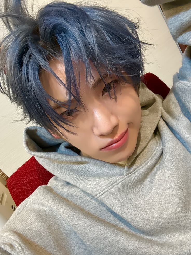 ddagoweno's tweet photo. these are my main biases guys be honest is there a pattern im trying to figure it out https://t.co/8mzNiboKKi