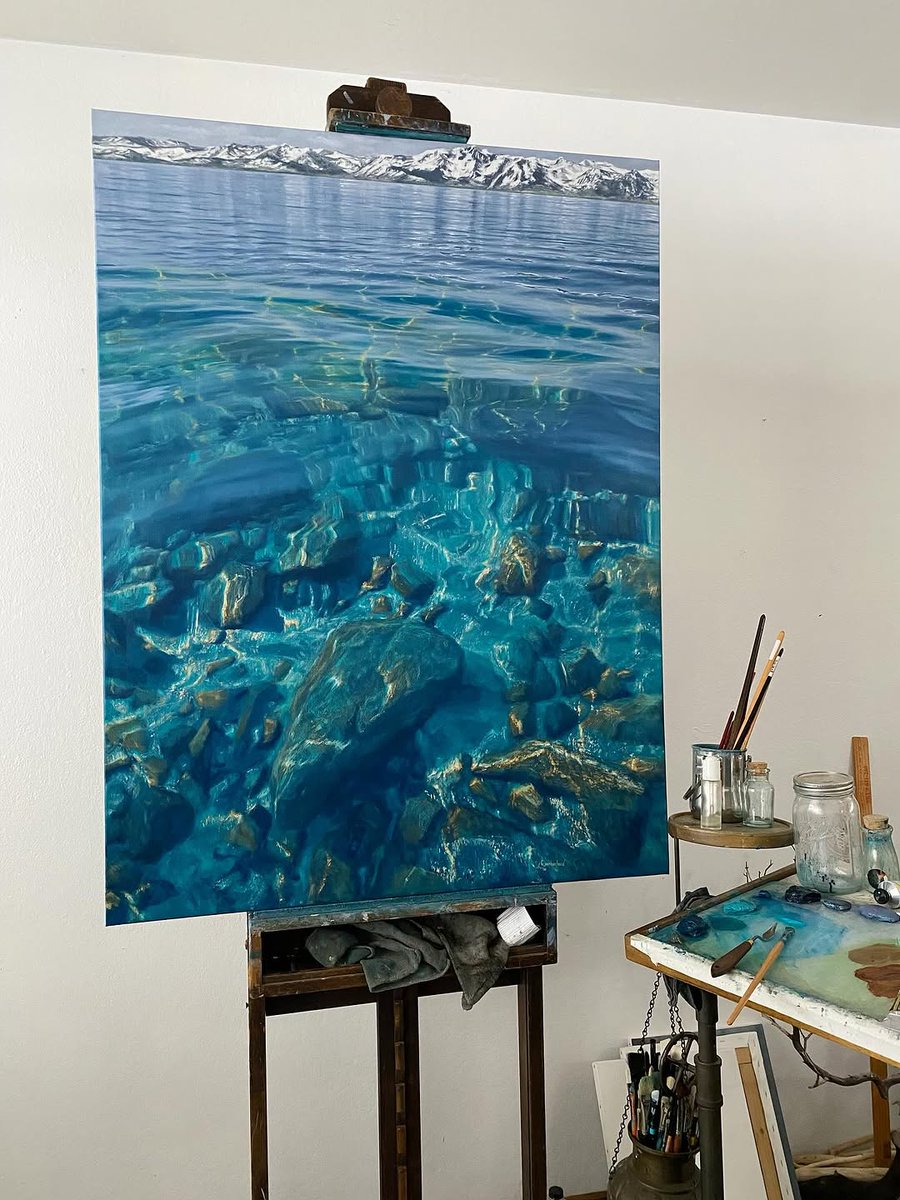 irinacumber72bu's tweet photo. While the smaller paintings are drying, here’s “California Gold” in her fresh from the easel glory✨

This was the first time I incorporated gold leaf in oil painting. Is it the beginning of a series? https://t.co/EGRrSDD8If