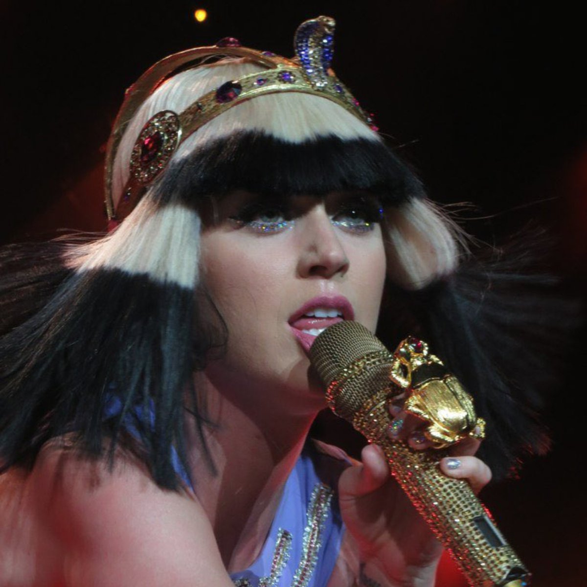 perryssaince1's tweet photo. “Legendary Lovers” has surpassed “Starstrukk” and is now @katyperry's 29th most streamed song on Spotify! https://t.co/IZSB7ZNzjT