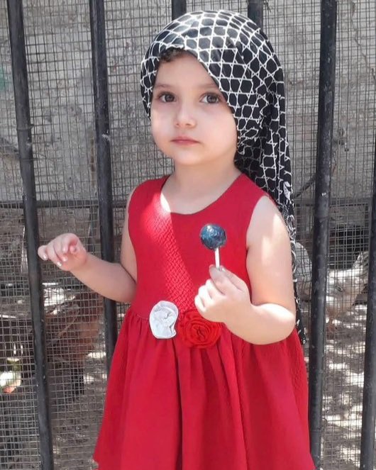 Snwarih's tweet photo. Israel killed this beautiful angel this morning in Gaza.

Do you support Palestine? 

○ Yes

○ No https://t.co/iNDmagRIBK