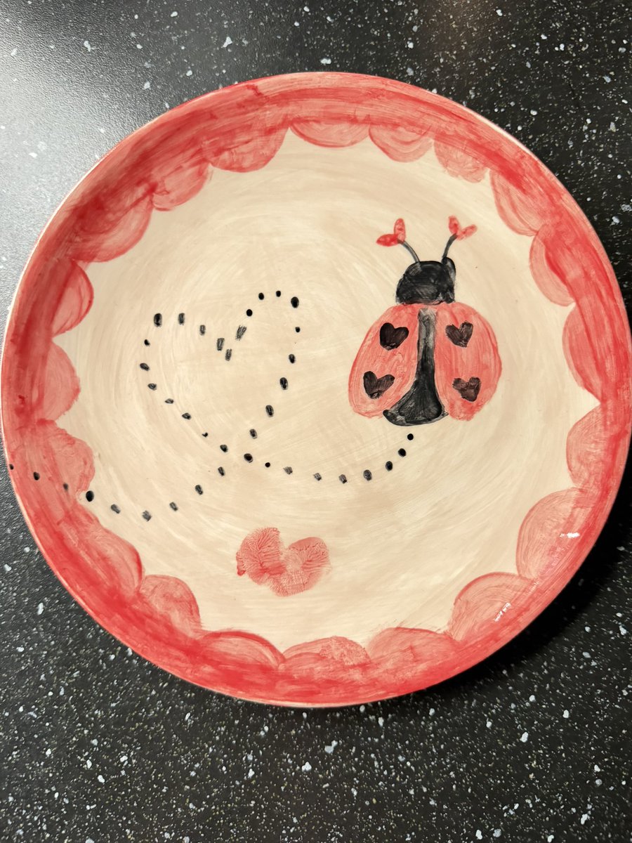 devereux1655's tweet photo. My granddaughter surprised me by making me a plate for my collection- the heart at bottom is her finger prints - so for tonight’s scone and plate of choice it is ladybug 🐞🐞#crockery #plate #special #choice #family  #thoughtful https://t.co/74lht7Ss3B