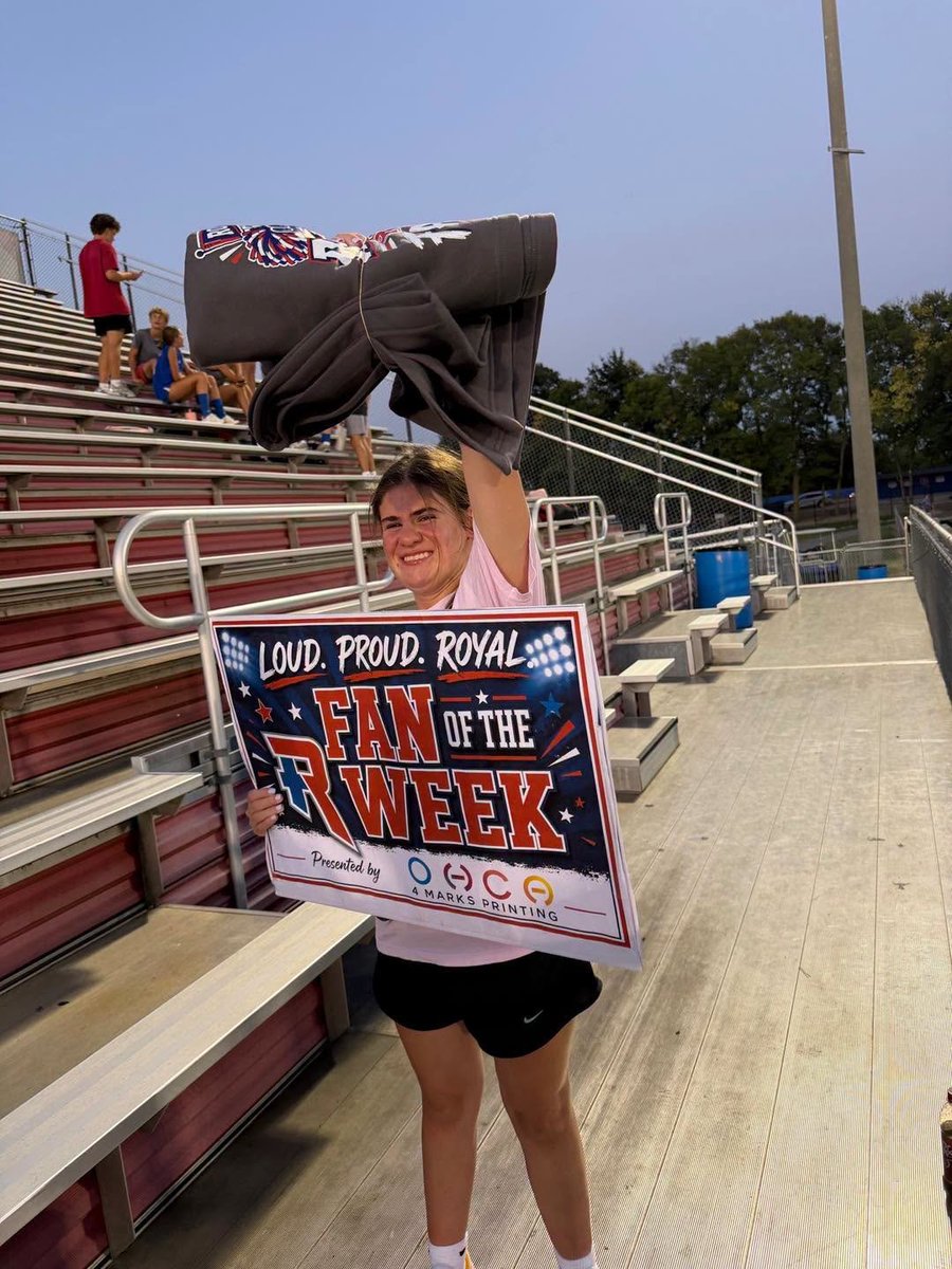 roncallihigh's tweet photo. Senior Mallory Gates was last night’s @4marksprinting Fan of the Game at the girls soccer games! https://t.co/jwpXBvfnLr