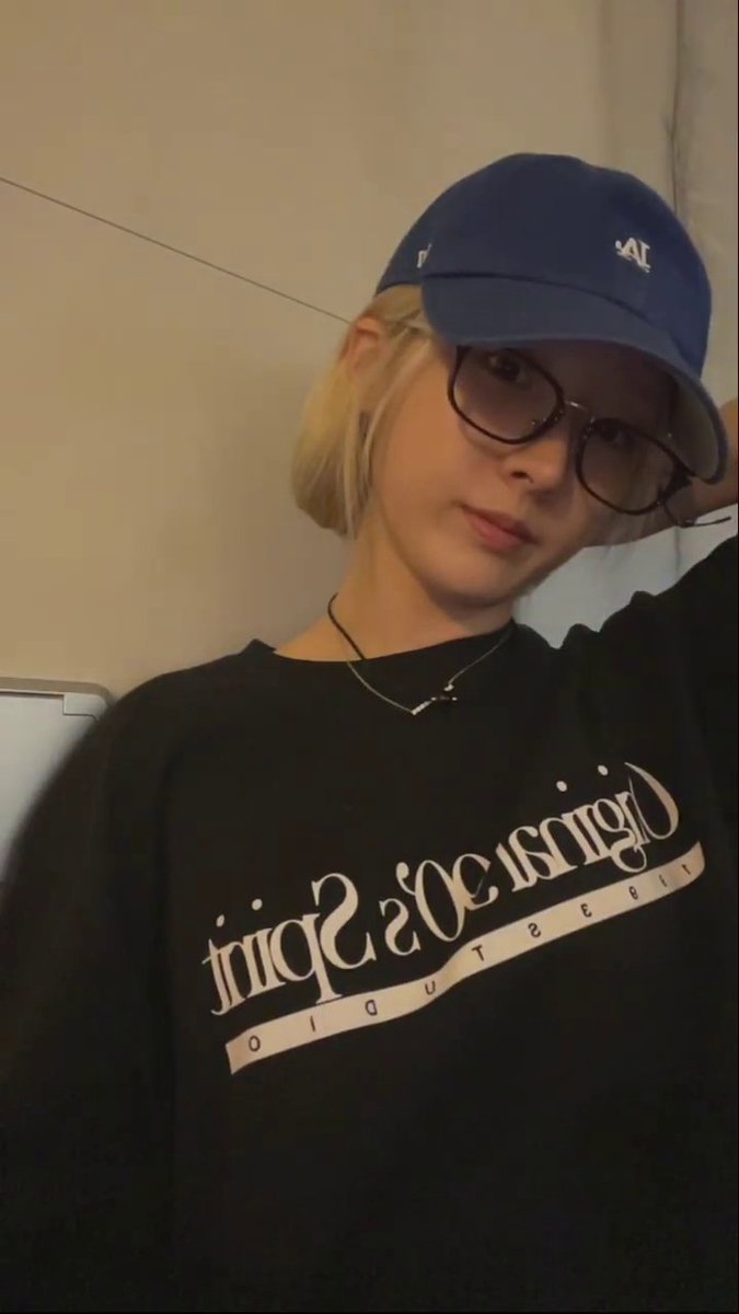 haseulface's tweet photo. https://t.co/EBZFW5xAk8