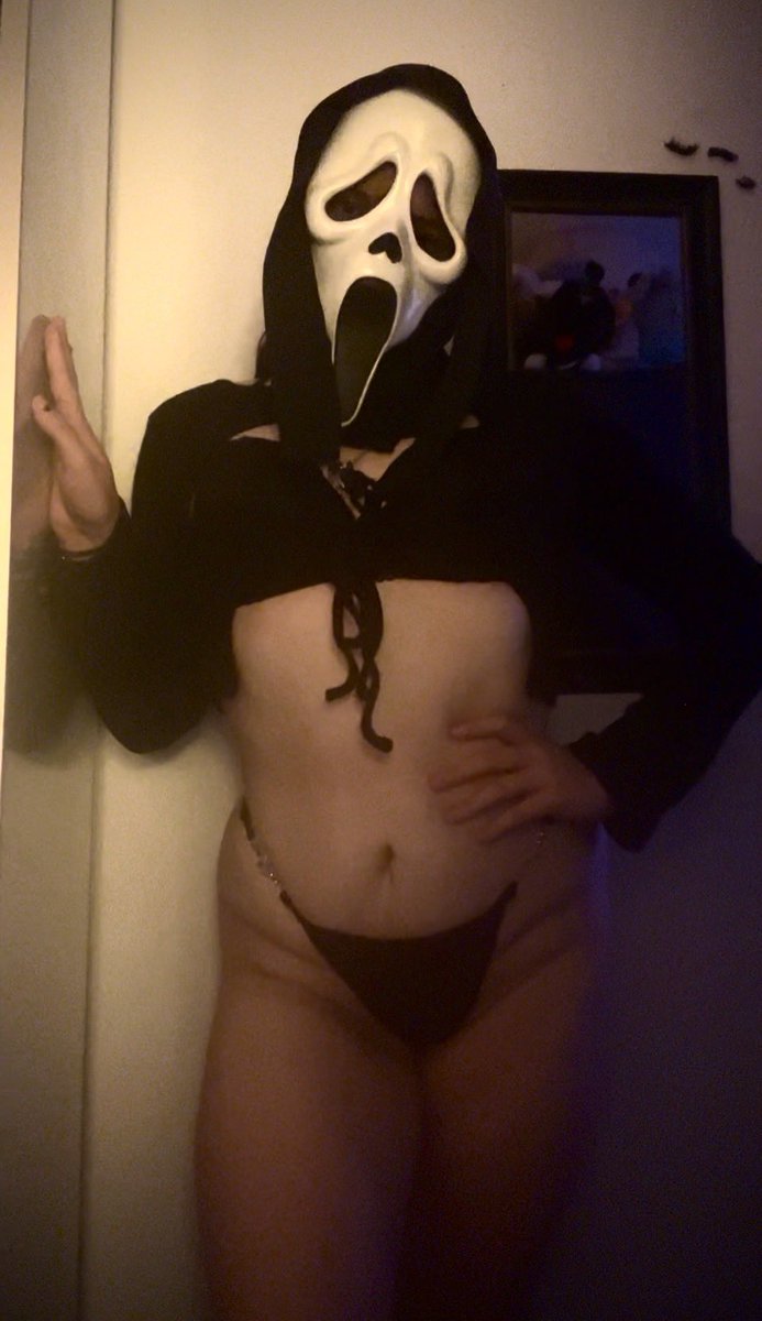 lanaluvsx's tweet photo. i’m waiting for you😘

https://t.co/vFsyaqFtEC

#nsfwtwtًً #girls #foryoupage #onlyfans #sellingcontent #sugarbaby #paypig #findom #onlyfansgirl #screammask #mask #masktok #lgbtq #women https://t.co/LwG0meEWLM