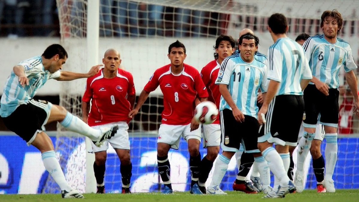 doblejee's tweet photo. 2 hizo ese partido https://t.co/ezGuTY18yU