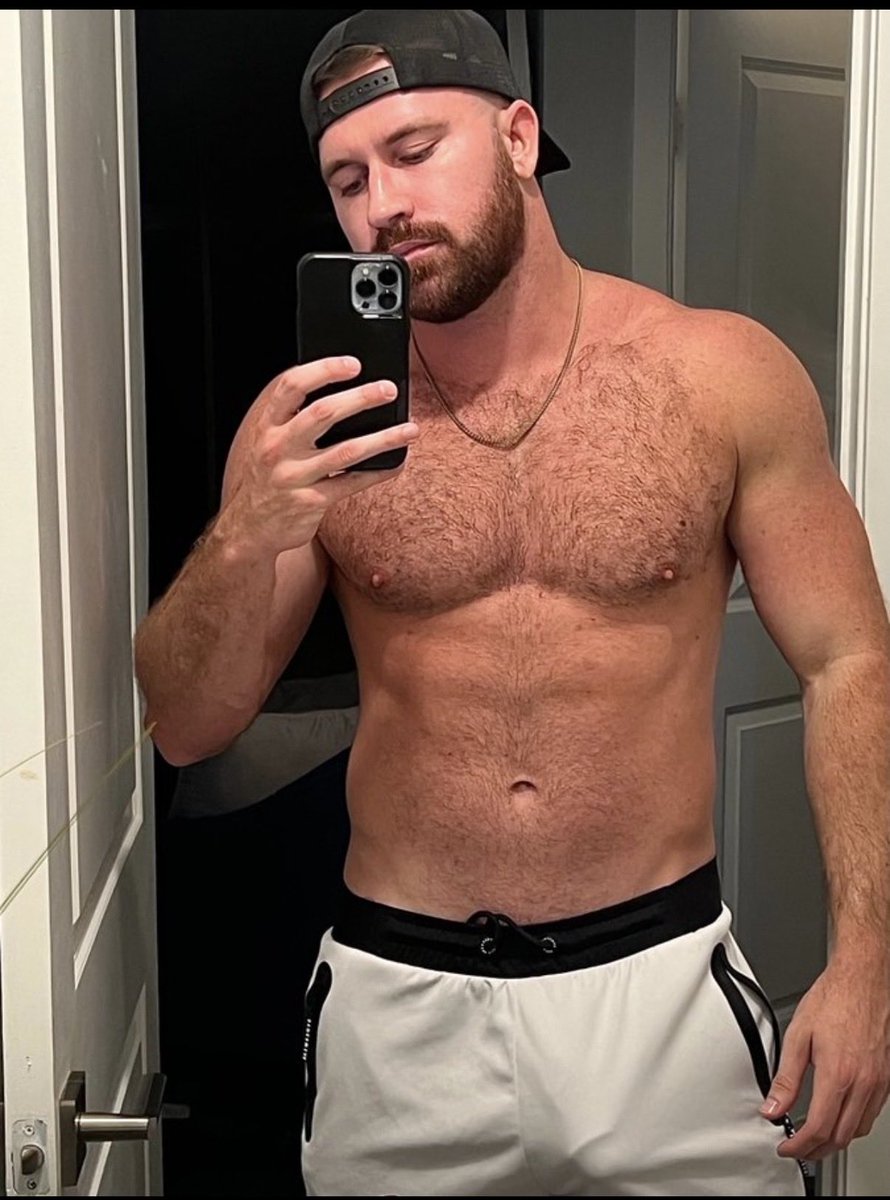 john105788's tweet photo. Back to being thirsty🏳️‍🌈 https://t.co/ftmB1br8Ne
