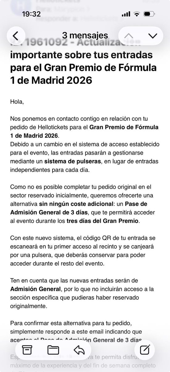 michaelrfp's tweet photo. @hello_tickets :2 entradas para la Pole de la F1 Madrid compradas el primer trimestre de 2026. HOY, a menos de 2 semanas, dicen que han cambiado organización y pasamos de tribuna a Fan Zone. Eso se llama ESTAFA. Y encima, con prisas. A ver cómo lo resuelven https://t.co/uxymFXzqSz