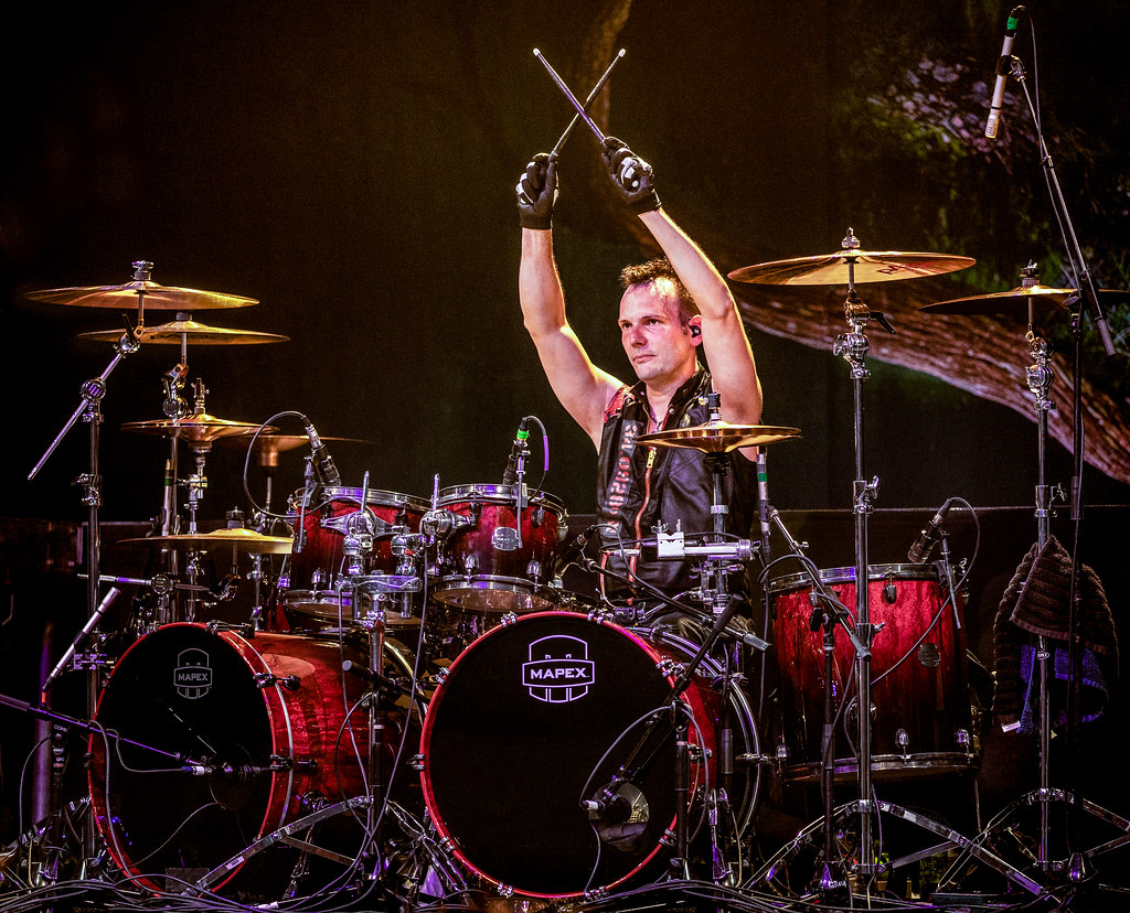 NoClass_Radio's tweet photo. 02 de septiembre de 1974. Nace Felix Bohnke en Alemania, es conocido por ser el baterista de la banda Edguy. #FelixBohnke #Edguy https://t.co/2MjXB3or8f