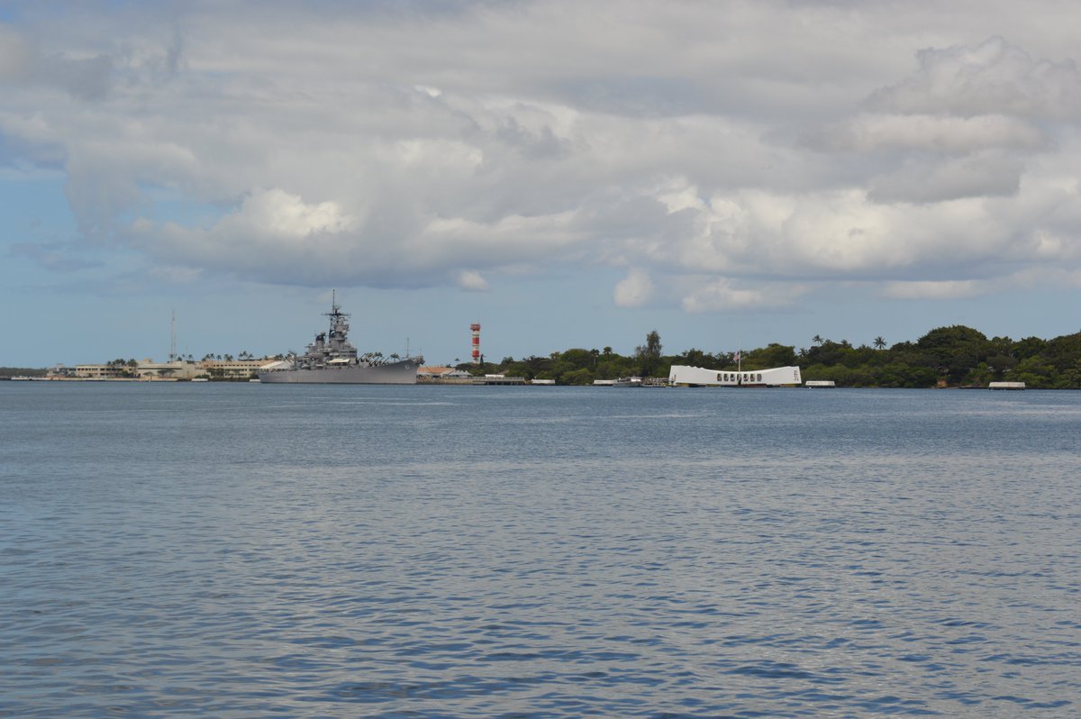makingtimeuk's tweet photo. @kennylanglea USS Missouri is now moored next to the USS Arizona Memorial in Pearl Harbour. The start and the end of WW2 for the US. I went there three years ago. Very moving. https://t.co/VHaMJCHkHo