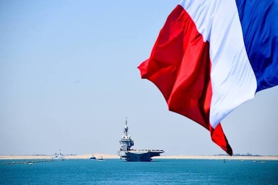 atummundi's tweet photo. 🔹 #France 🇫🇷🔹

LE VANUATU SOUHAITE FAIRE RECULER LA FRANCE DANS LE PACIFIQUE 🇫🇷🇻🇺

Le Vanuatu attaque la France devant la justice internationale pour prendre deux îles françaises, Matthew et Hunter. Mais derrière se joue le contrôle d’une immense zone maritime.

🧵Thread 1/12⬇️ https://t.co/eG9Stvf0qu