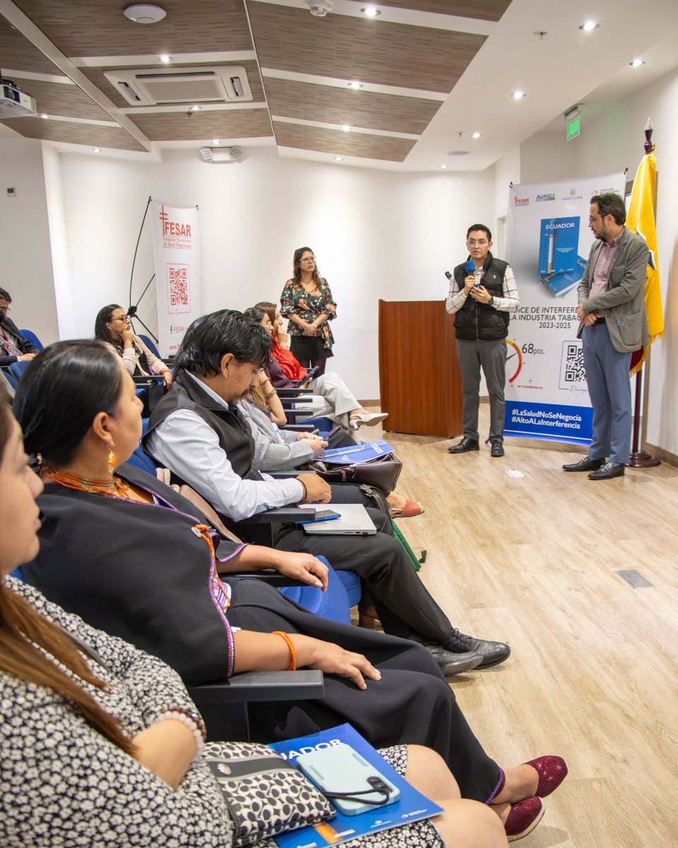 UISEK's tweet photo. La #UISEK fue sede del lanzamiento del Índice de Interferencia de la Industria Tabacalera en #Ecuador 2023–2025. 🚭

Un espacio para analizar los desafíos del control del tabaco y promover políticas sanitarias independientes. 

#UISEK #SaludPública #Investigación https://t.co/T728gVXlWx
