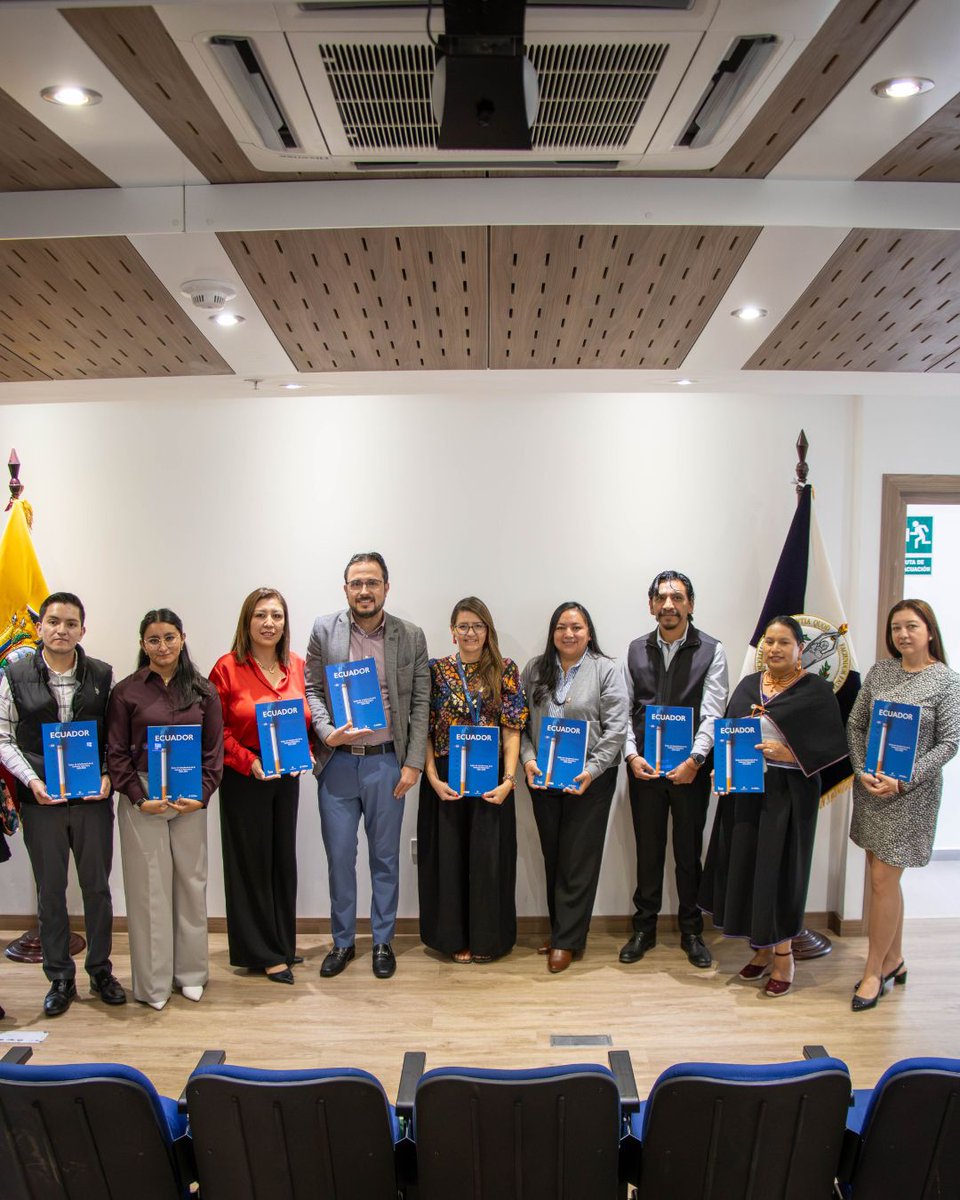 UISEK's tweet photo. La #UISEK fue sede del lanzamiento del Índice de Interferencia de la Industria Tabacalera en #Ecuador 2023–2025. 🚭

Un espacio para analizar los desafíos del control del tabaco y promover políticas sanitarias independientes. 

#UISEK #SaludPública #Investigación https://t.co/T728gVXlWx