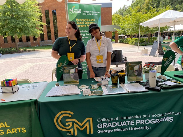 GeorgeMasonCHSS's tweet photo. Thank you to everyone who joined us last weekend for our Gradstravaganza Picnic! 💚💛
We had the best time connecting with our amazing graduate student community! #GeorgeMasonCHSS https://t.co/ZY7zHaONEt