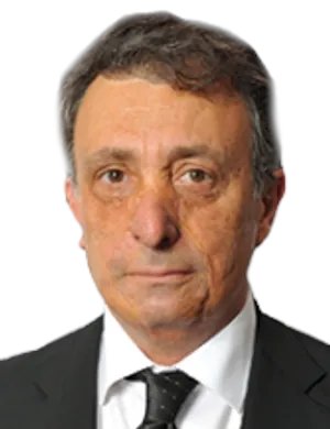SadeceBjk0303's tweet photo. Ahmet nur çebi olmasaydı şuan da Beşiktaş son 4 senede en az 1 şampiyonluk almıstı ve bu kadar çöpleri temizlemekle ugrasmazdık....

İhraç edilmemesi hala fiyaskodur...

KARA LEKE ..... https://t.co/vUduQOxprV