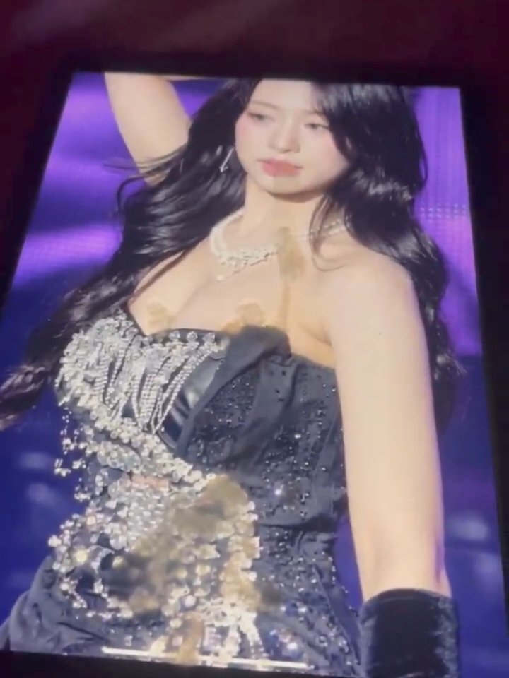 arghye0n's tweet photo. I depend on him so much, every day😩🥴 https://t.co/pvXv8uzMwi