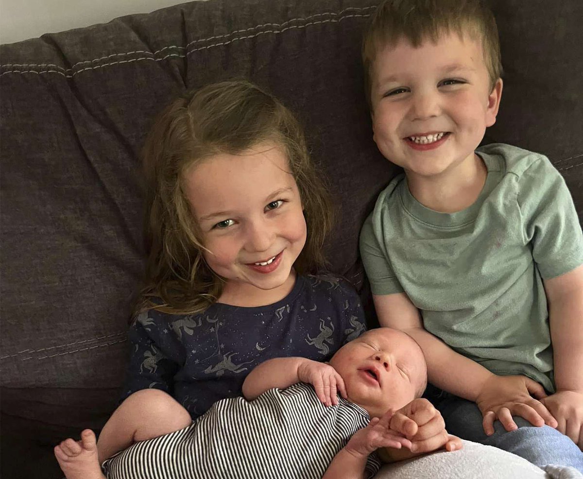 RealCalvin1's tweet photo. Cora
Dawson
Callan

They are the victims. Not Lindsay Clancy. https://t.co/rndPdRGKPx