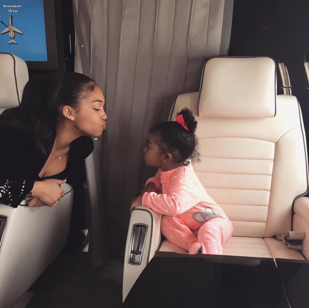 _omalichaa's tweet photo. how imma be spending daddy’s money with mini me ❤️ goals baby https://t.co/BvJ4BDPLFZ