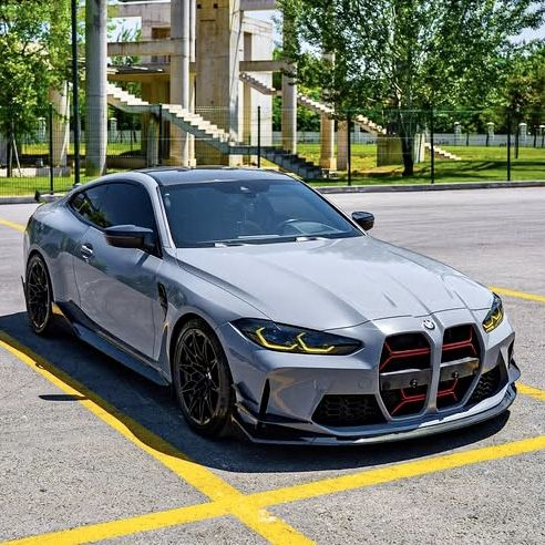 kay_queer's tweet photo. Yellow lasers piercing through the daylight and red accents on the grille. This machine doesn't just ask for attention, it demands it. 💛🔥 https://t.co/NxJ7CM95a0