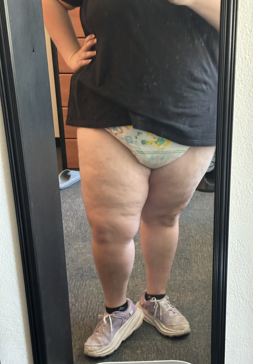 TaintedLimeade's tweet photo. Survived the school day! People kept looking at my outfit weird though… https://t.co/rllWVQijtq