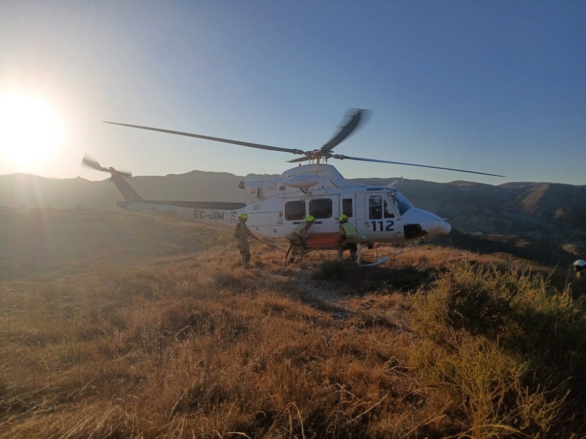 AT_Brif's tweet photo. 20:05📸#IFCervera #LaRioja 

@briflubia regresa a su base después de trabajar en el incendio junto a compañeros de la CARIF Rioja y dos Romeos @lariojaorg 

Somos #BRIF de @mitecogob https://t.co/eQNvFF7GFN