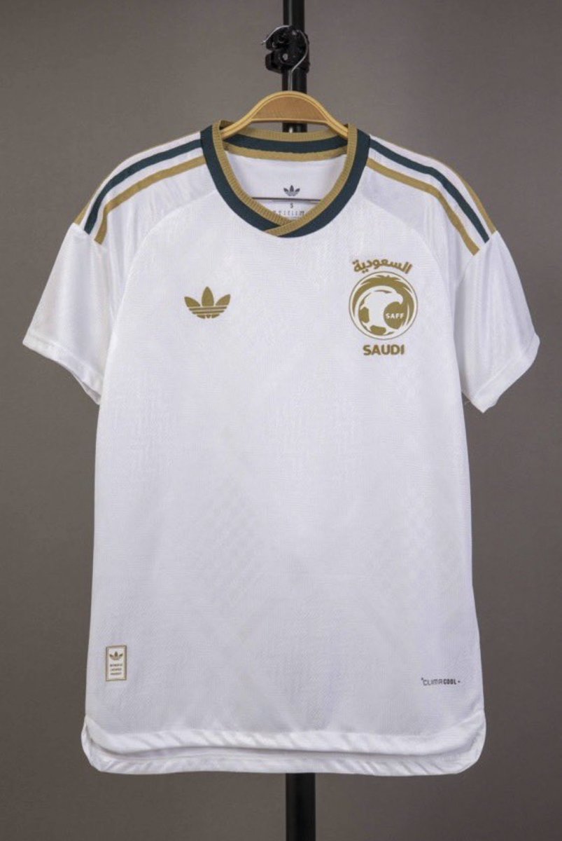 Daifo1416's tweet photo. @AzizSamily @kickoffstoresa #كيك_اوف

بالتوفيق للجميع ✔️✔️ https://t.co/8fuWUjbQ7L