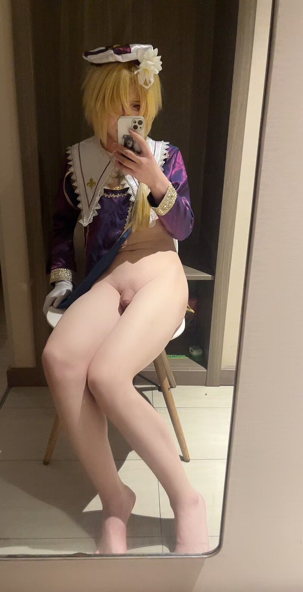 dwyhnc's tweet photo. 小月一直都是s哦，但也是个男娘哦 https://t.co/2Ht7JR2fG0
