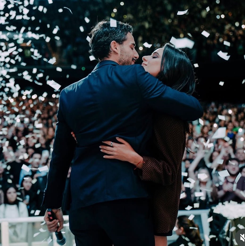 occhiaminofcial's tweet photo. La cabeza, el corazón y el alma de LUZU. Le pese a quien le pese, siempre ellos dos. Desde el 2020 hasta donde sea siempre juntos ❤️‍🩹 https://t.co/suah0yeI6E