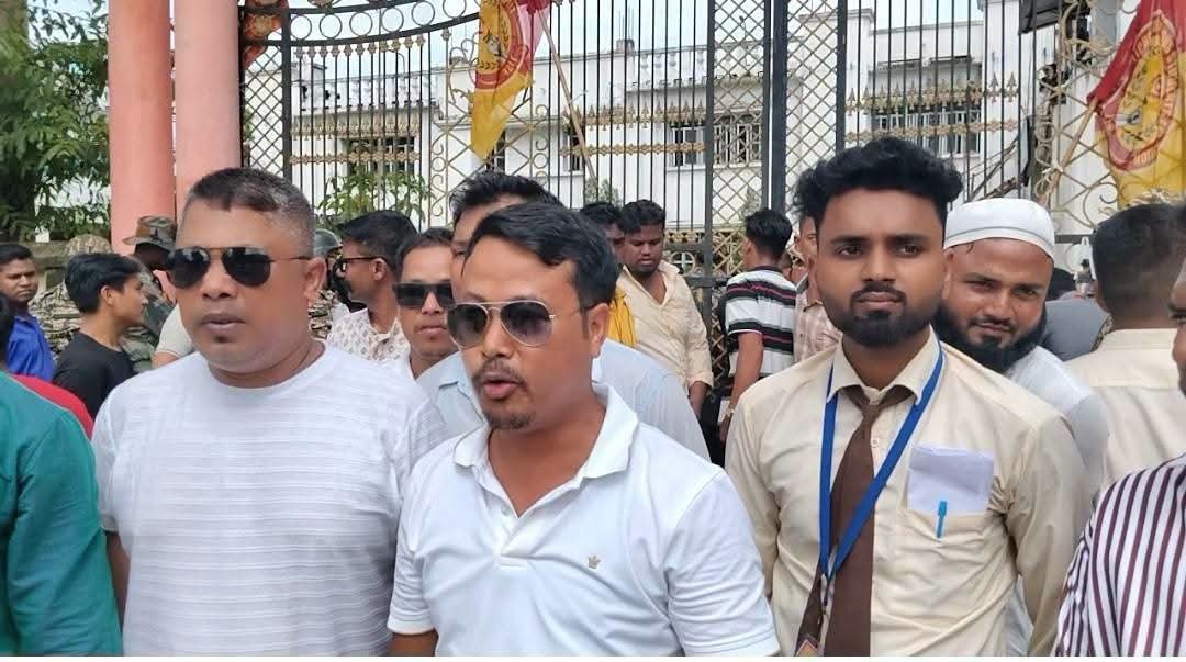tisftipra's tweet photo. A deputation-cum-memorandum was submitted to the Principal of Ram Krishna Mahavidyalaya, Kailashahar, Unakoti, organised by #TISF, in the presence of Hon’ble TISF Convenor Shri David Debbarma, former TISF Convenor Shri Jashim Debbarma, along with
(1/2) https://t.co/2dgKhefZ7L